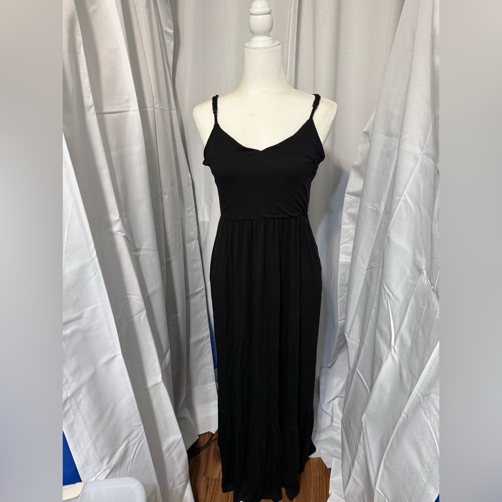 Evereve Elegant Black comfort Maxi Dress size XL Smocked Back Side Pockets